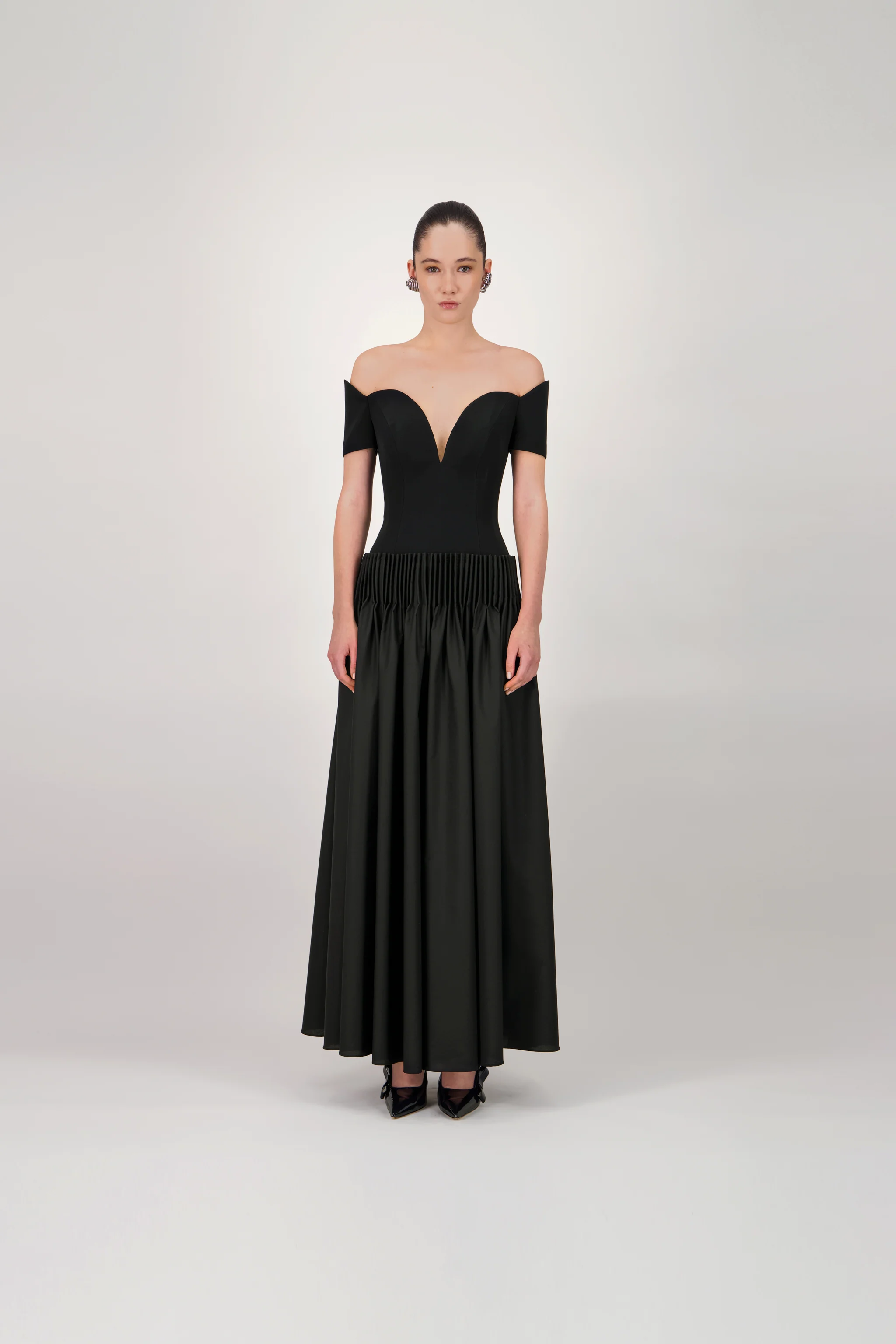 Off-Shoulder Sweetheart Midi Dress