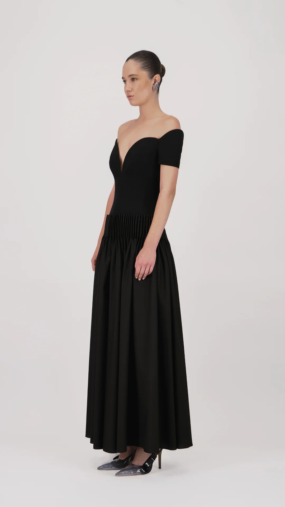 Off-Shoulder Sweetheart Midi Dress - Image 2