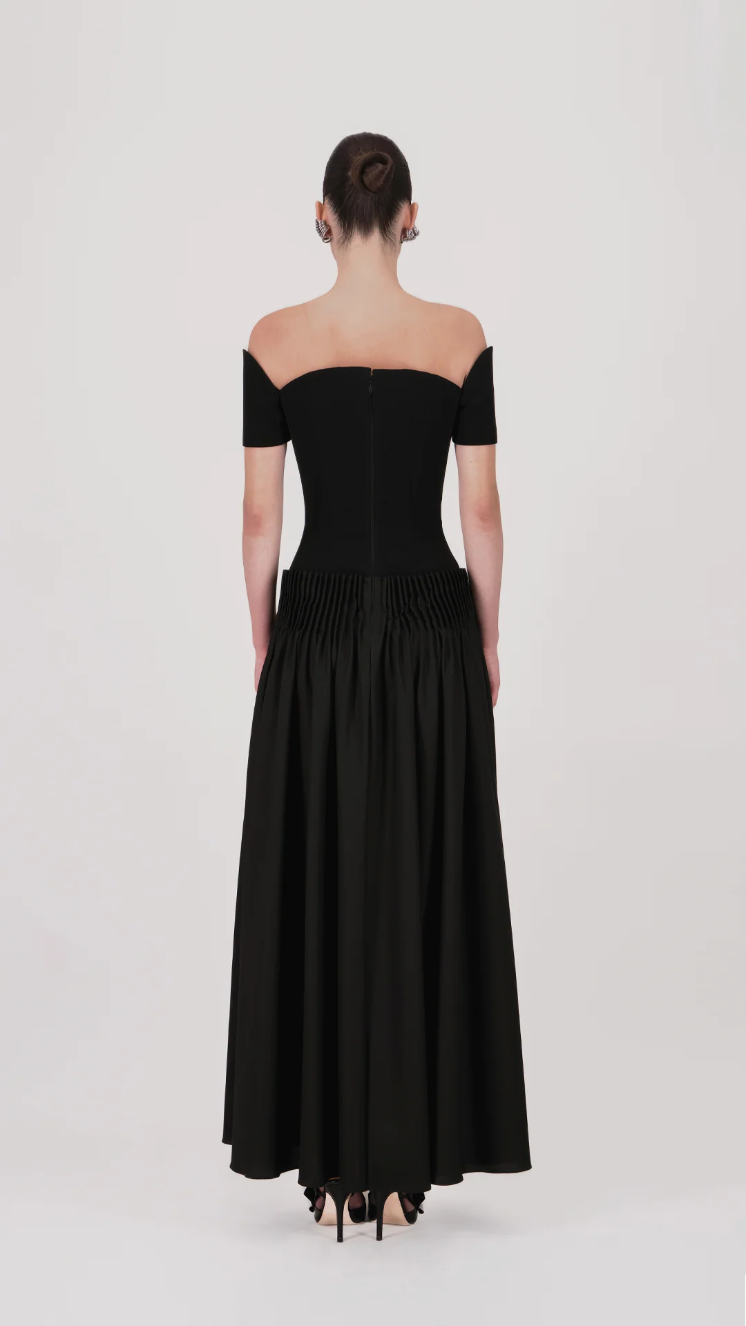 Off-Shoulder Sweetheart Midi Dress - Image 3